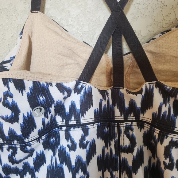 Lululemon tank top - Picture 5 of 6